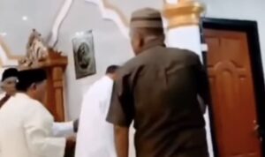 Rebutan Jadi Imam di Masjid Pos 3 Bau-Bau Berujung Pertengkaran (lambeturah.co.id)