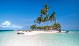 10 Wisata Air di Kalimantan yang Wajib Dikunjungi, Cocok Buat Healing