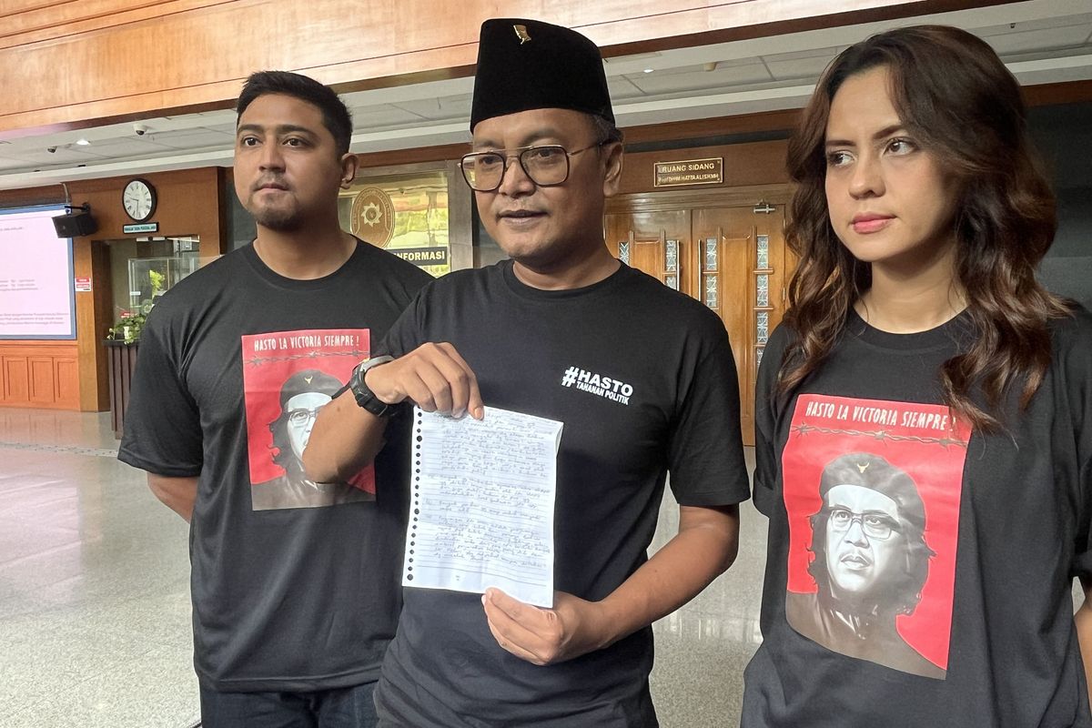 Politikus PDI-P Guntur Romli (kompas.com)
