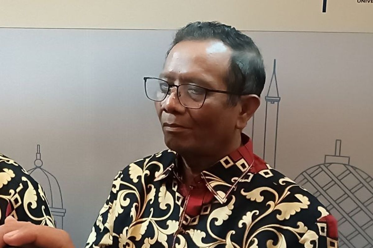 Mantan Menteri Koordinator Bidang Politik, Hukum dan Keamanan (Menko Polhukam) Mahfud MD. (lambeturah.co.id