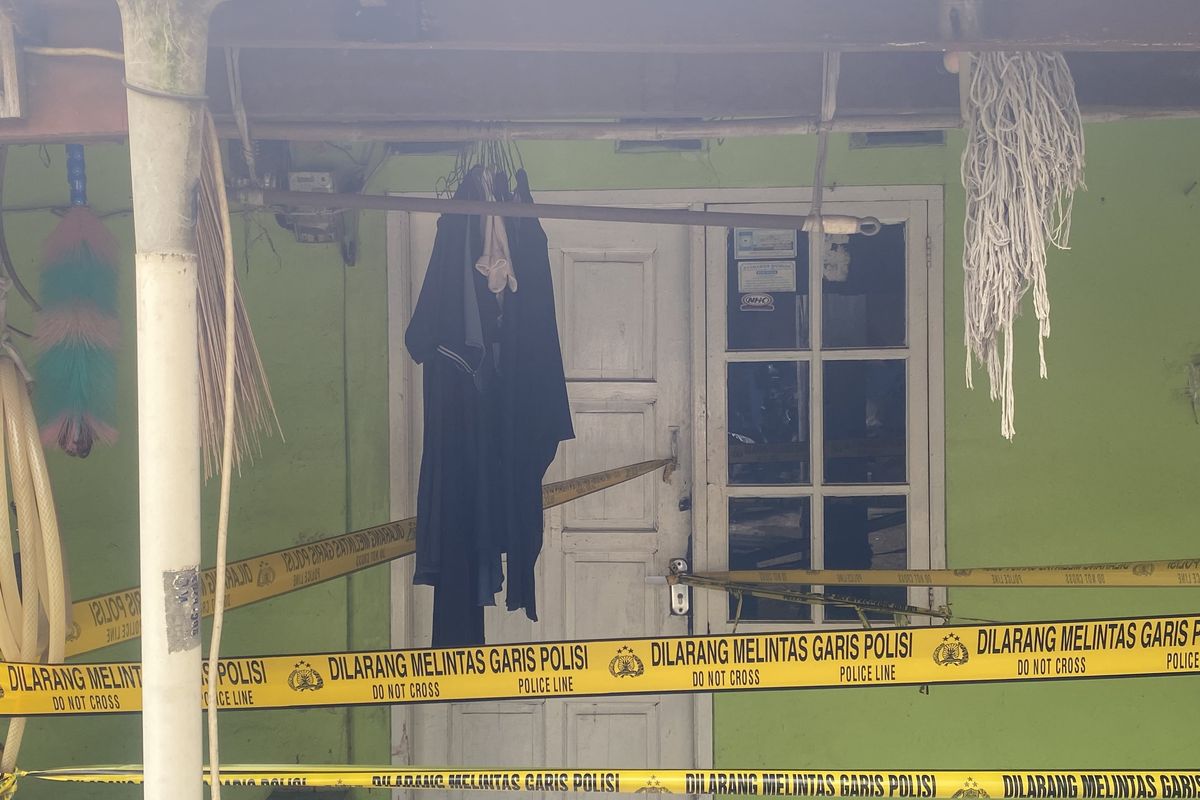 Tempat penganiayaan karyawati oleh mantan kekasihnya di kamar kontrakan di Kampung Rawajulang (kompas.com)