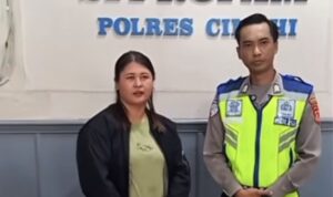 Emak-emak Pemotor Akhirnya Minta Maaf Usai Tuding Polisi di Padalarang Minta Rp 500 Ribu (kompas.com)