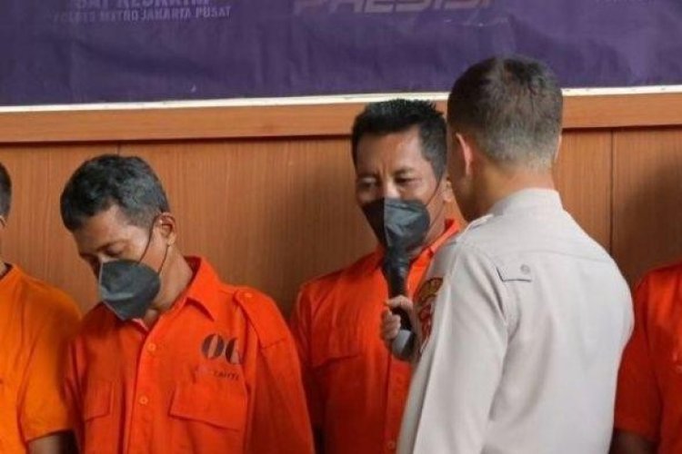 Anggota Ormas Raup Rp 7 Juta per Bulan dari Pemalakan Parkir (kompas.com)