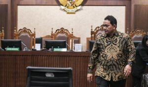 Eks Anggota BPK Achsanul Qosasi Bebas Bersyarat (detik.com)