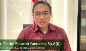 Ketua Pengurus Pusat Ikatan Dokter Anak Indonesia (IDAI), dr. Piprim Basarah Yanuarso, SpA(K (kompas.com)