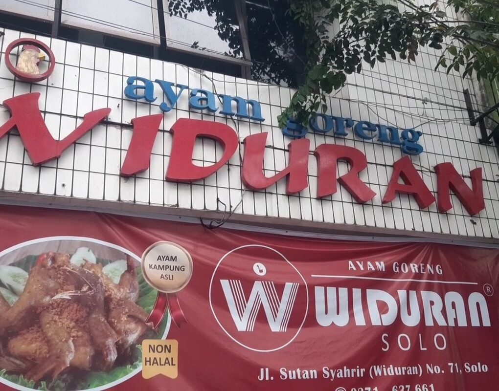 Rumah makan legendaris ayam goreng Widuran (Kompas.com)