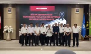 Aksi Demonstrasi Guru Besar dan Akademisi UB Terhadap Pendidikan Kedokteran di Malang (kompas.com)