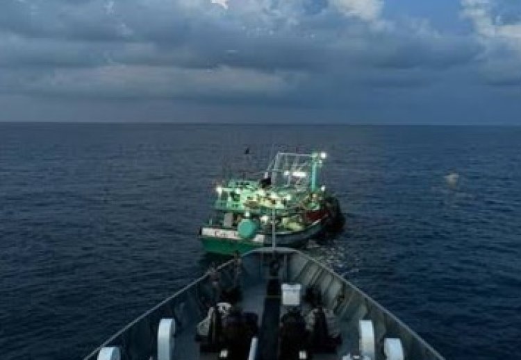 Ratusan Kapal Vietnam Diduga Bebas Tangkap Ikan di Laut Natuna (lambeturah.co.id)