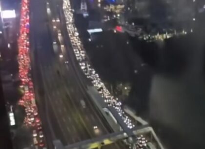 Jakarta alami kemacetan di sejumlah titik (Lambeturah.co.id)