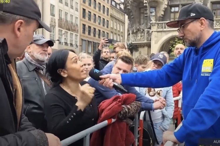 seorang warga negara Indonesia (WNI) di Jerman menyebut jika muslim di Indonesia tidak pernah damai (lambeturah.co.id)