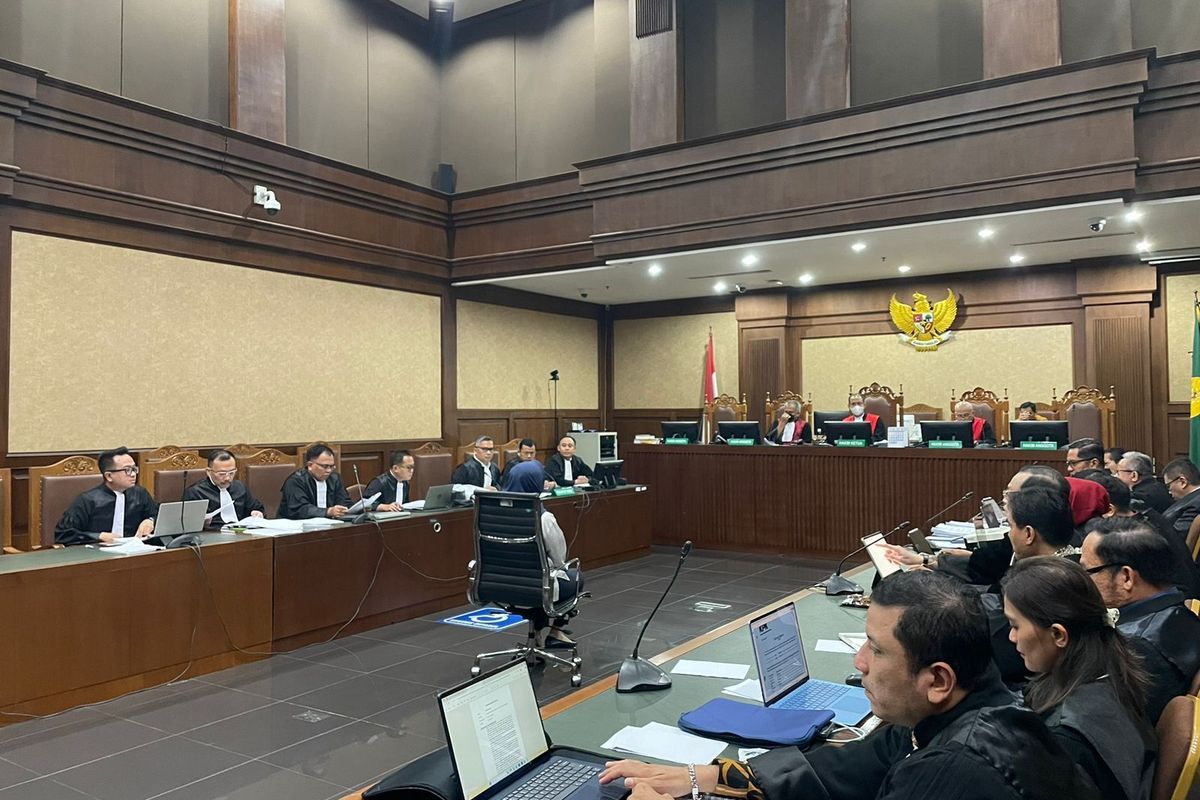 Eks anggota DPR RI dari Fraksi PDI-P, Riezky Aprilia (lambeturah.co.id)
