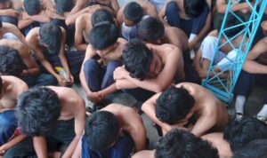 Puluhan pelajar di Cianjur, Jawa Barat, diamankan polisi saat hendak melakukan aksi tawuran (kompas.com)