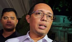Hasan Nasbi bela Menteri Kesehatan (Menkes) Budi Gunadi Sadikin (lambeturah.co.id)