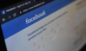 Viral Grup Facebook (lambeturah.co.id)