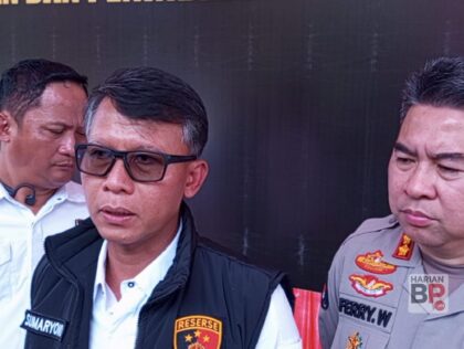 Kombes Sumaryono bersama dengan Kabid Humas Polda Sumut Kombes Ferry Walintukan.(batakpos.com).