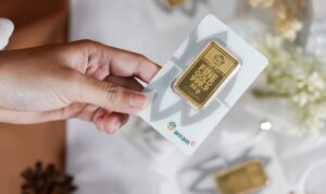 Harga Emas Antam Hari Ini Turun Rp12.000, Cek Update Terbaru Logam Mulia