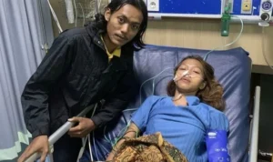 Cewek Ini Tersambar Petir saat Lagi Senderan di Kulkas dan Tak Main HP (kompas.com)