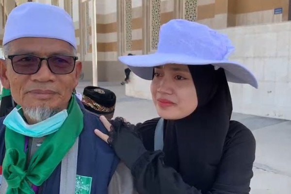 Kisah Haru Jemaah Haji Asal Bulukumba, Gantikan Sang Ibu yang Telah Wafat
