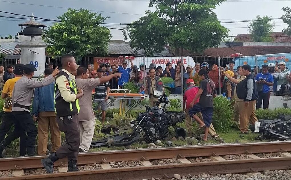 Kecelakaan Maut di Magetan, Penjaga Palang Pintu Jadi Tersangka Usai KA Tabrak 4 Pemotor