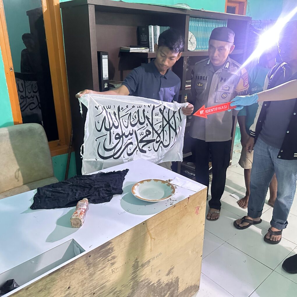 Terduga Teroris di Gowa Ternyata Hafiz dan Guru Ngaji