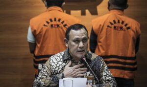 Firli Bahuri Sebar OTT Harun-Hasto Sebelum Penangkapan, Eks Penyidik KPK Soroti Kejanggalan