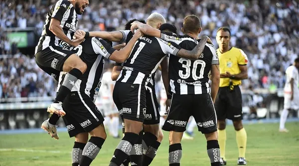 Prediksi Skor Carabobo vs Botafogo, CONMEBOL Copa Libertadores Musim 2024-2025, 7 Mei 2025