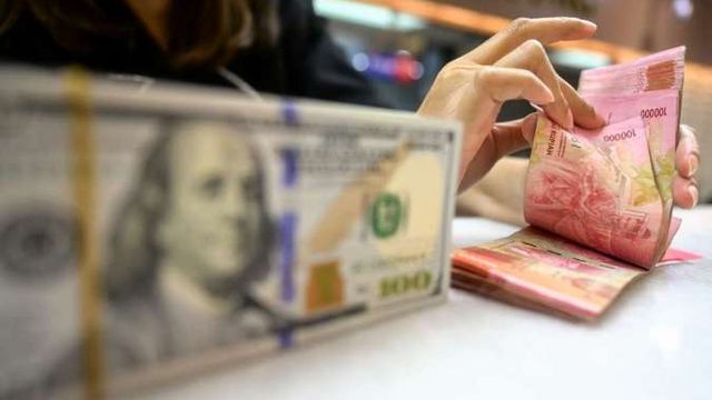 Nilai Tukar Rupiah Melemah ke Rp16.481 per Dolar AS di Awal Pekan