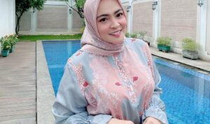Profil dan Harta Kekayaan Astrid, Istri Uya Kuya yang Jadi Anggota DPRD