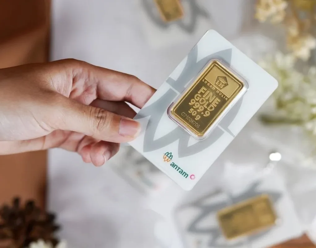 Update Harga Emas Antam, Logam Mulia Turun Jadi Rp1,8 Juta per Gram