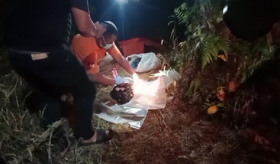 Penemuan sosok mayat bayi terbungkus plastik (adm)
