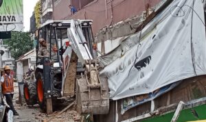 Bangunan yang dibongkar di Jalan Bayam, Kecamatan Medan Baru. BP/ist