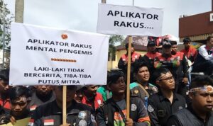Ratusan Pengemudi Ojol Sumsel Demo di DPRD, Tuntut UU Transportasi Online untuk Perlindungan Hak