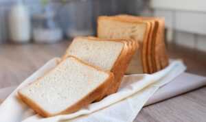 Roti Cepat Berjamur? Coba 4 Tips Ini agar Tahan Lebih Lama