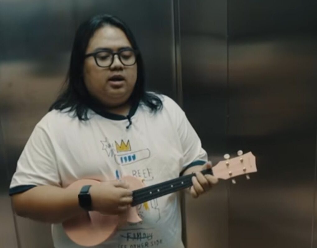 Gustiwiw meninggal dunia setelah jatuh di kamar mandi (Kompas.com)