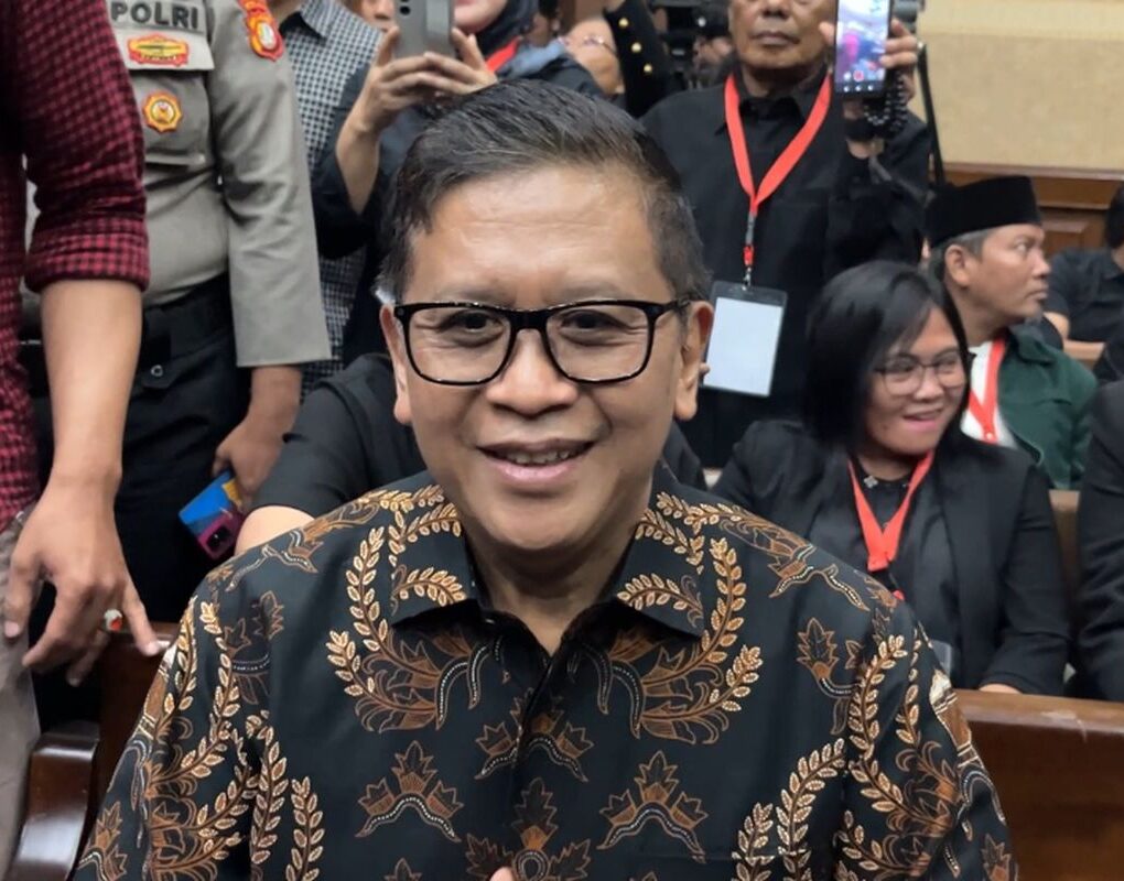 Hasto-Kristiyanto-Kompas.com_.jpeg