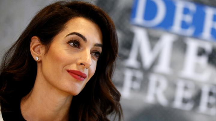 Pengacara hak asasi manusia Amal Clooney (cantika.com)