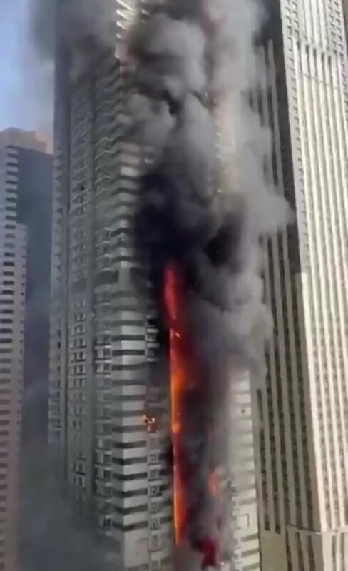 Kebakarandi Dubai Marina (lambeturah.co.id)