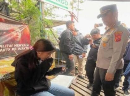 Pemotor di Bandung Tega Kabur Tinggalkan Pacar yang Terjatuh saat Razia Knalpot Brong (Lambeturah.co.id)