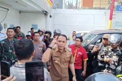 Minimarket di Surabaya Disegel Gara-Gara Tak Punya Jukir Resmi (lambeturah.co.id)