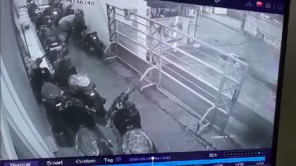 Video pencurian 4 motor baru di kantor bank di Tanjung Priok (detik.com)