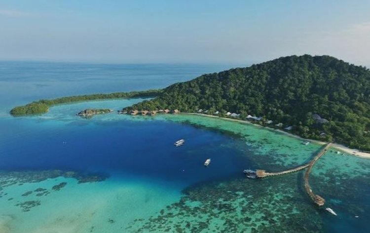 4 Pulau Cantik di Indonesia Dijual di Situs Internasional (lambeturah.co.id)