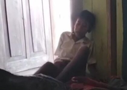 Bocah Diminta Berhenti Sekolah Gegara Ayah Lumpuh (lambeturah.co.id)