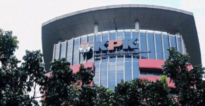 Gubernur Khofifah Mangkir dari Panggilan KPK Terkait Dugaan Korupsi Dana Hibah Pokmas
