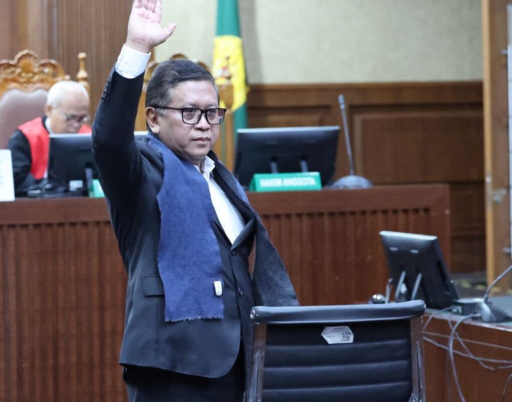 Hasto Tuding Ahli Bahasa UI Dikendalikan Penyidik KPK, Sebut Keterangan Sudah Direkayasa