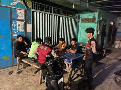 Polisi melakukan patroli.(istimewa)