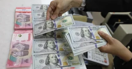Kurs Rupiah Melemah Imbas Perang Iran-Israel dan Kuatnya Dolar AS