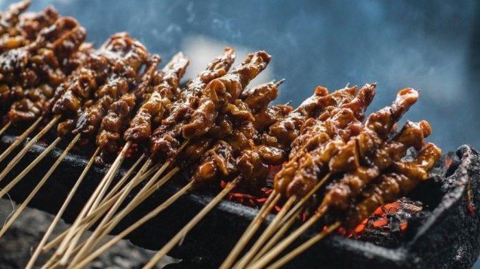 Lezatnya Sate Sapi Bumbu Kacang, Menu Andalan Idul Adha yang Wajib Dicoba!