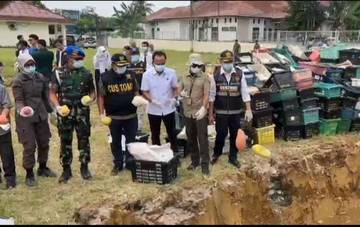 Penyelundupan Mangga Ilegal 14,6 Ton Digagalkan, Empat Pelaku Diamankan