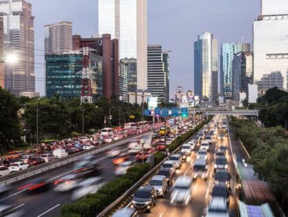 Peringkat Ekonomi Indonesia Turun Tajam di 2025, Efisiensi Pemerintah Disorot