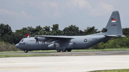 TNI AU Siagakan Hercules dan Boeing Evakuasi WNI dari Iran dan Israel